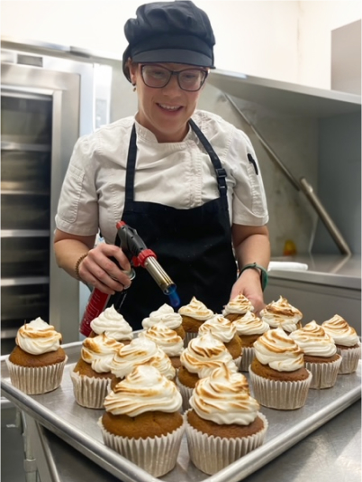 Dana Weimar toasting cupcakes